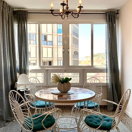 Centrally-Located, Spacious Flat At Historic Centre & Short Walk To Beach Alicante Esterno foto